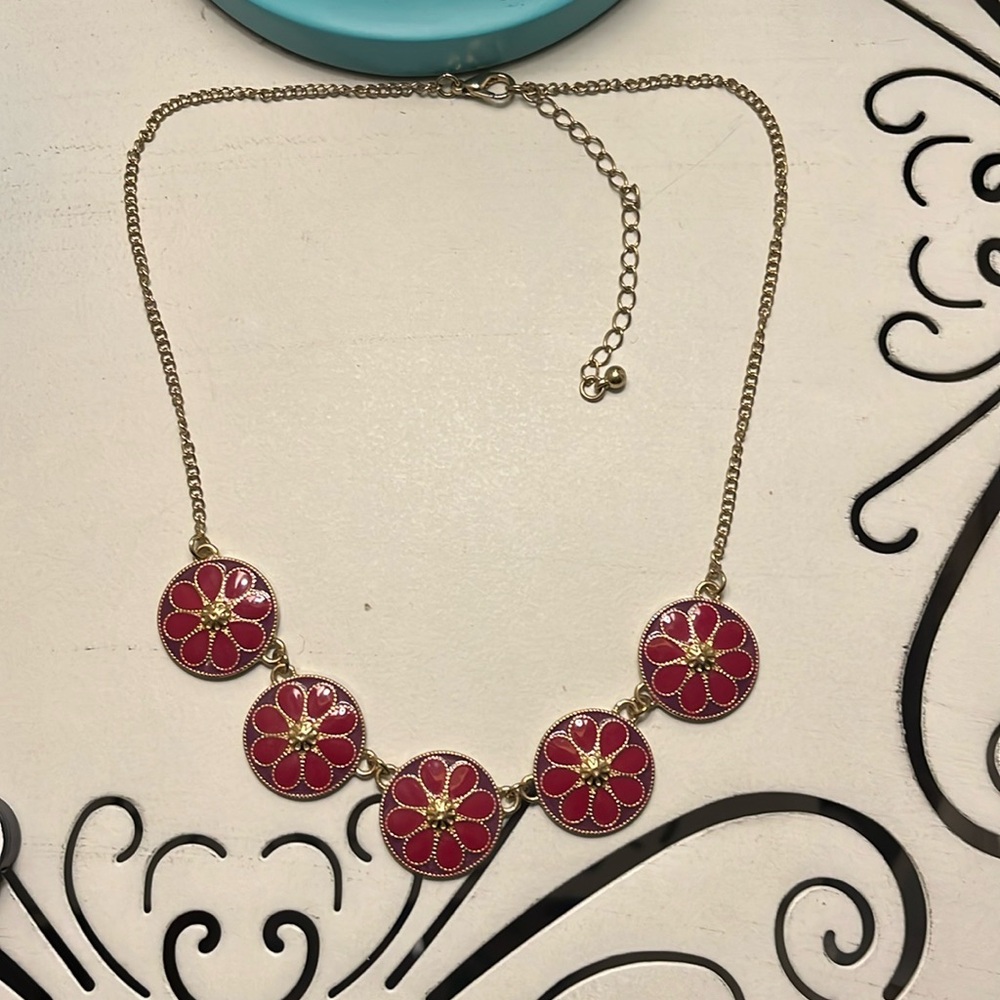 Flower necklace